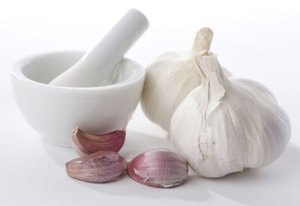 Garlic to remove parasites from the body